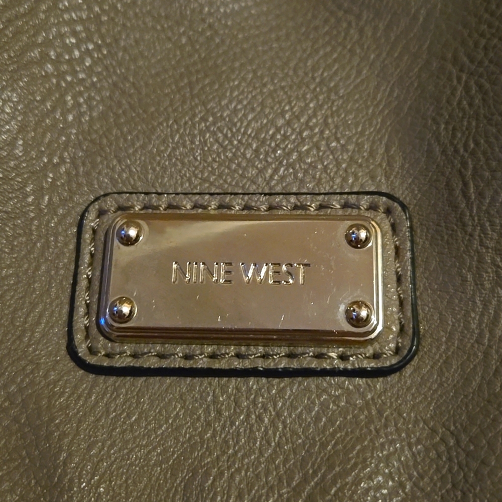 2 Handbag Bundle - Picture 6 of 6